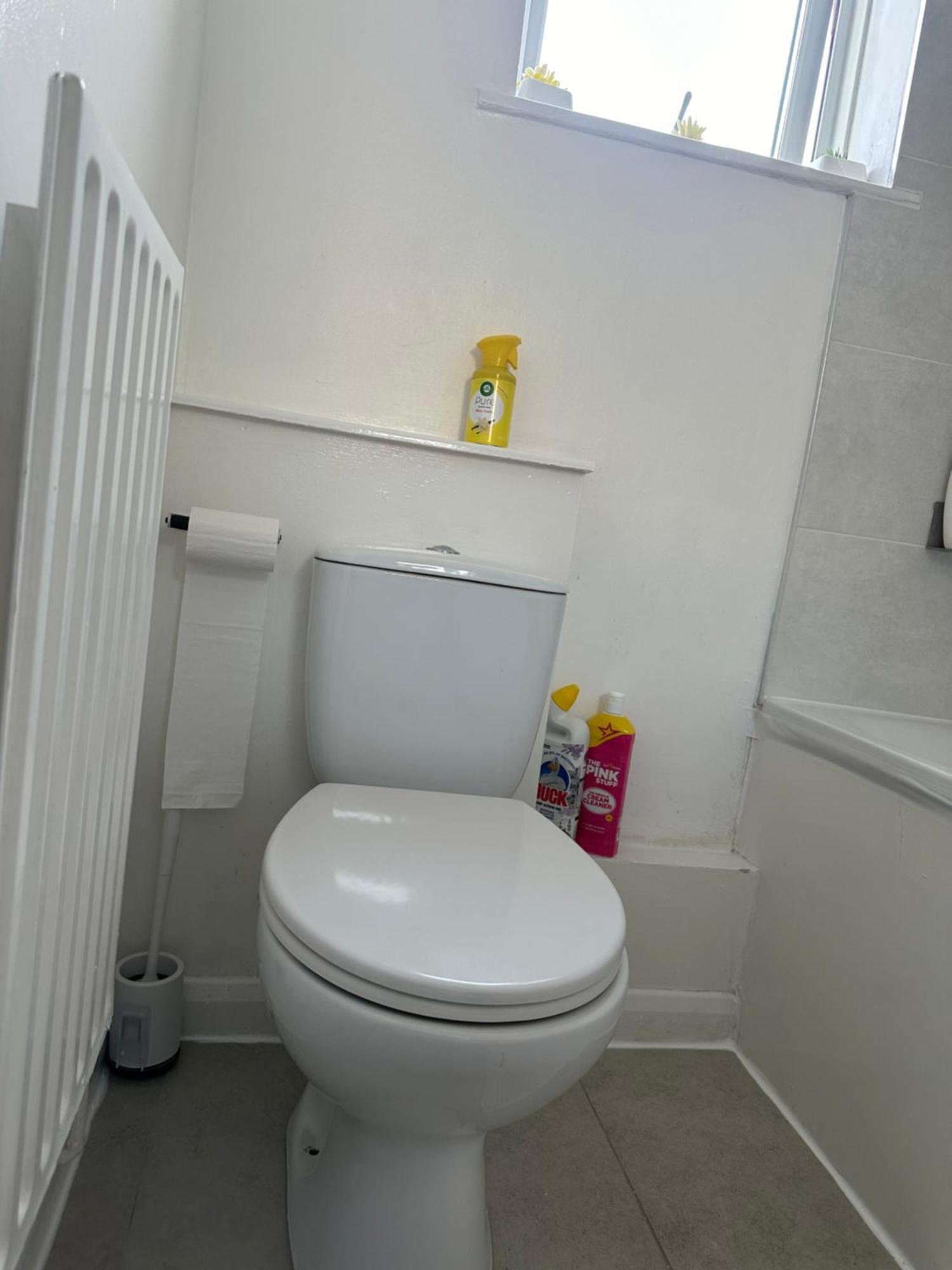 Experience London With Easy Villa Bromley Exterior photo