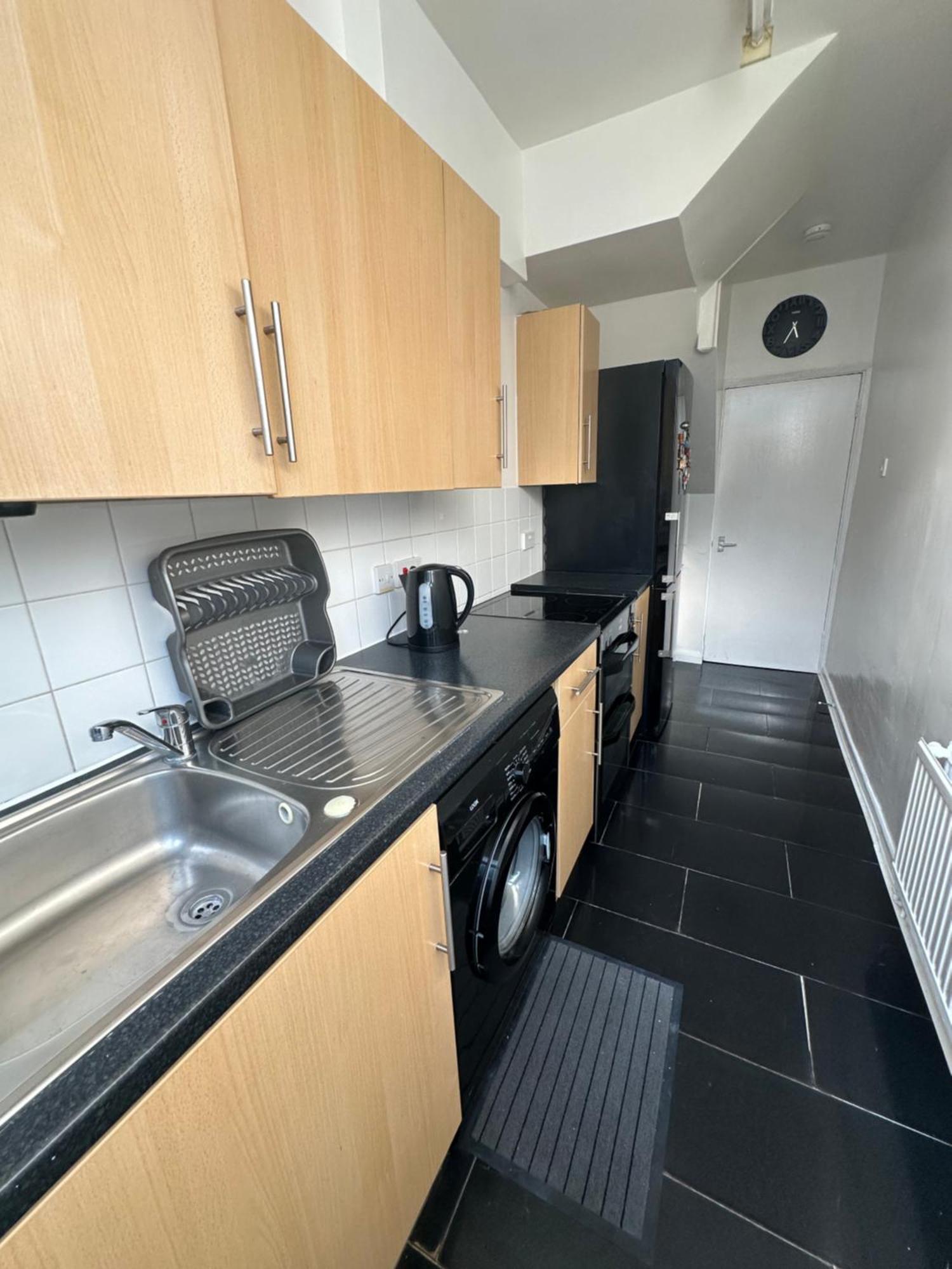 Experience London With Easy Villa Bromley Exterior photo